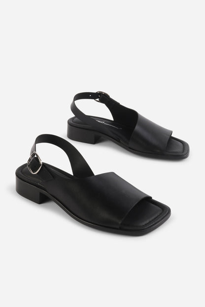 BLACK,35