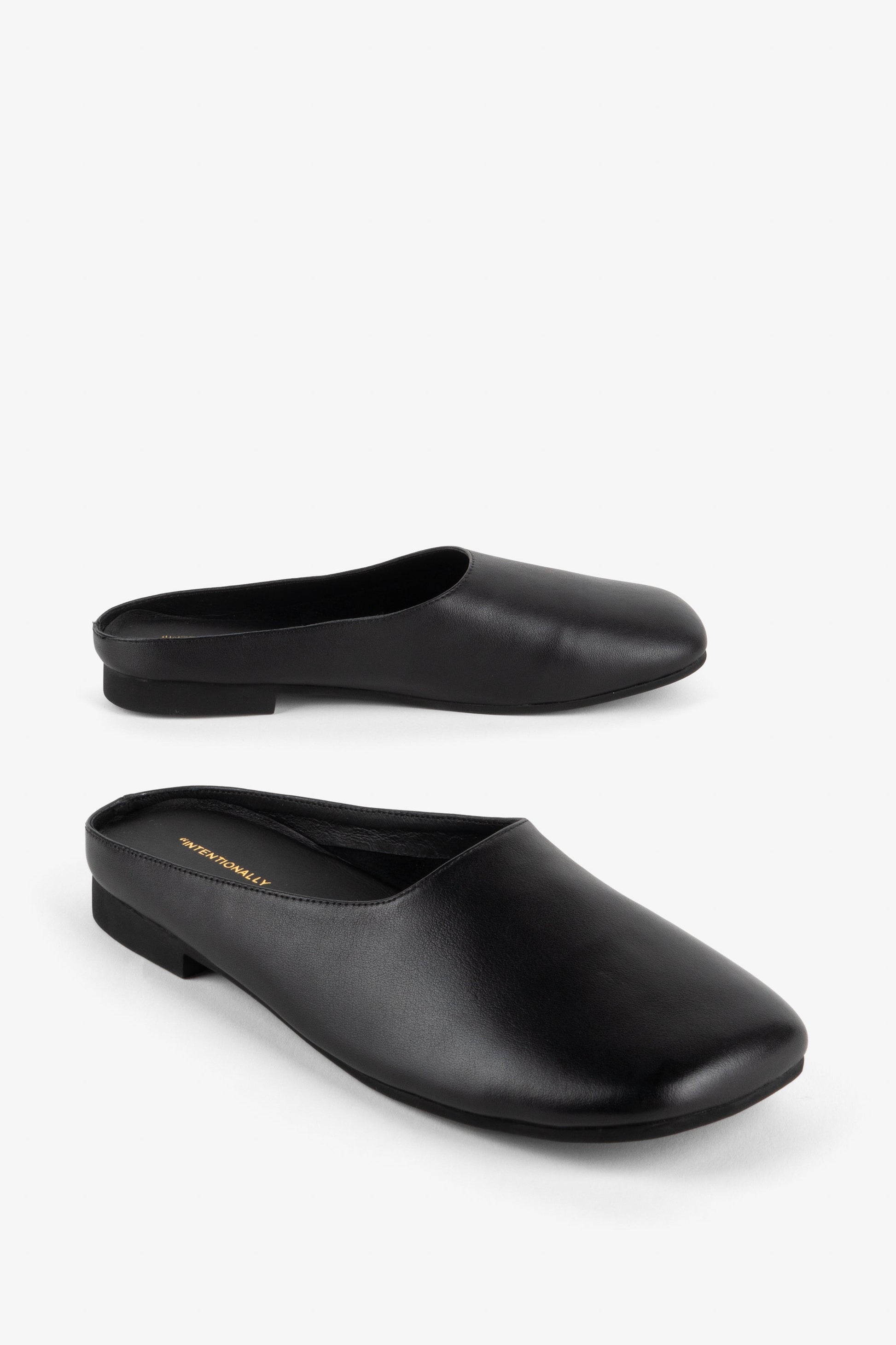 BLACK,5
