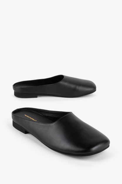 BLACK,5
