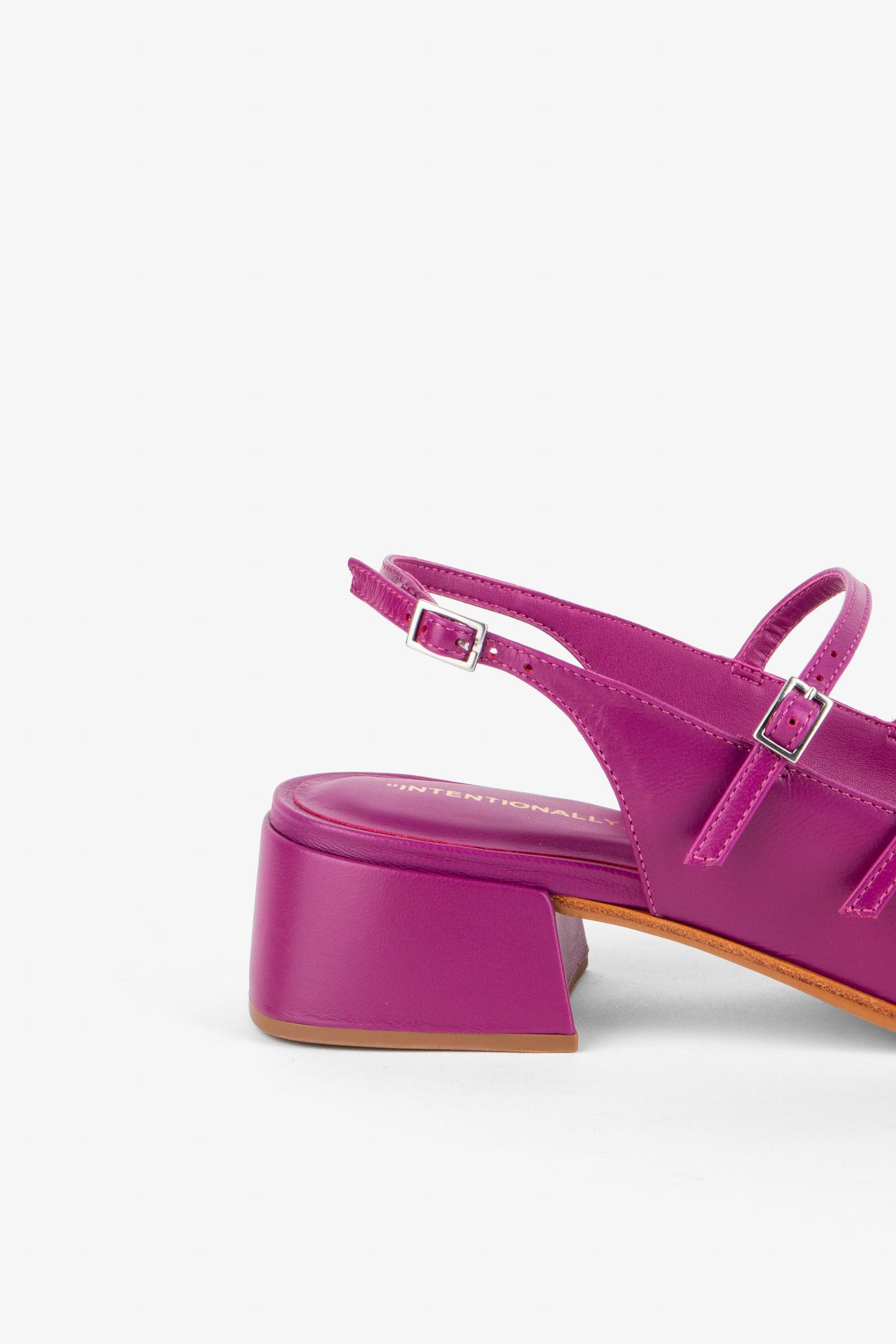 Intentionally Blank PEACHES SLINGBACK HEEL