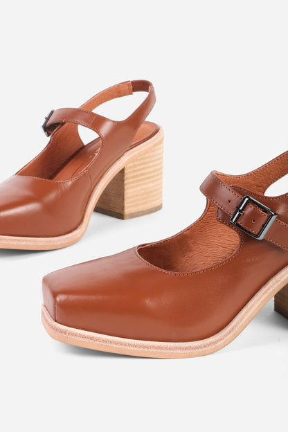 Intentionally Blank OFFICE CLOG NATURAL SOLE
