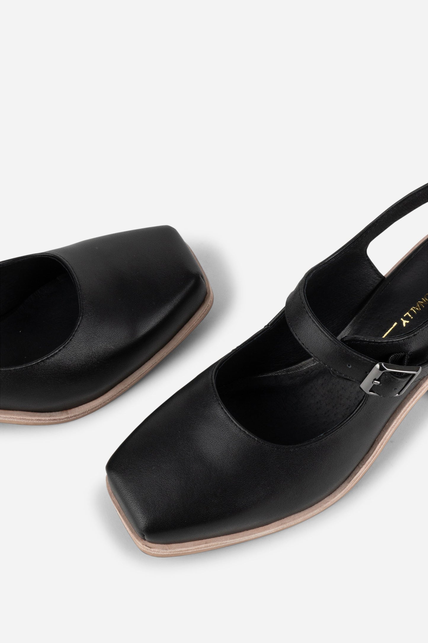 Intentionally Blank OFFICE CLOG NATURAL SOLE