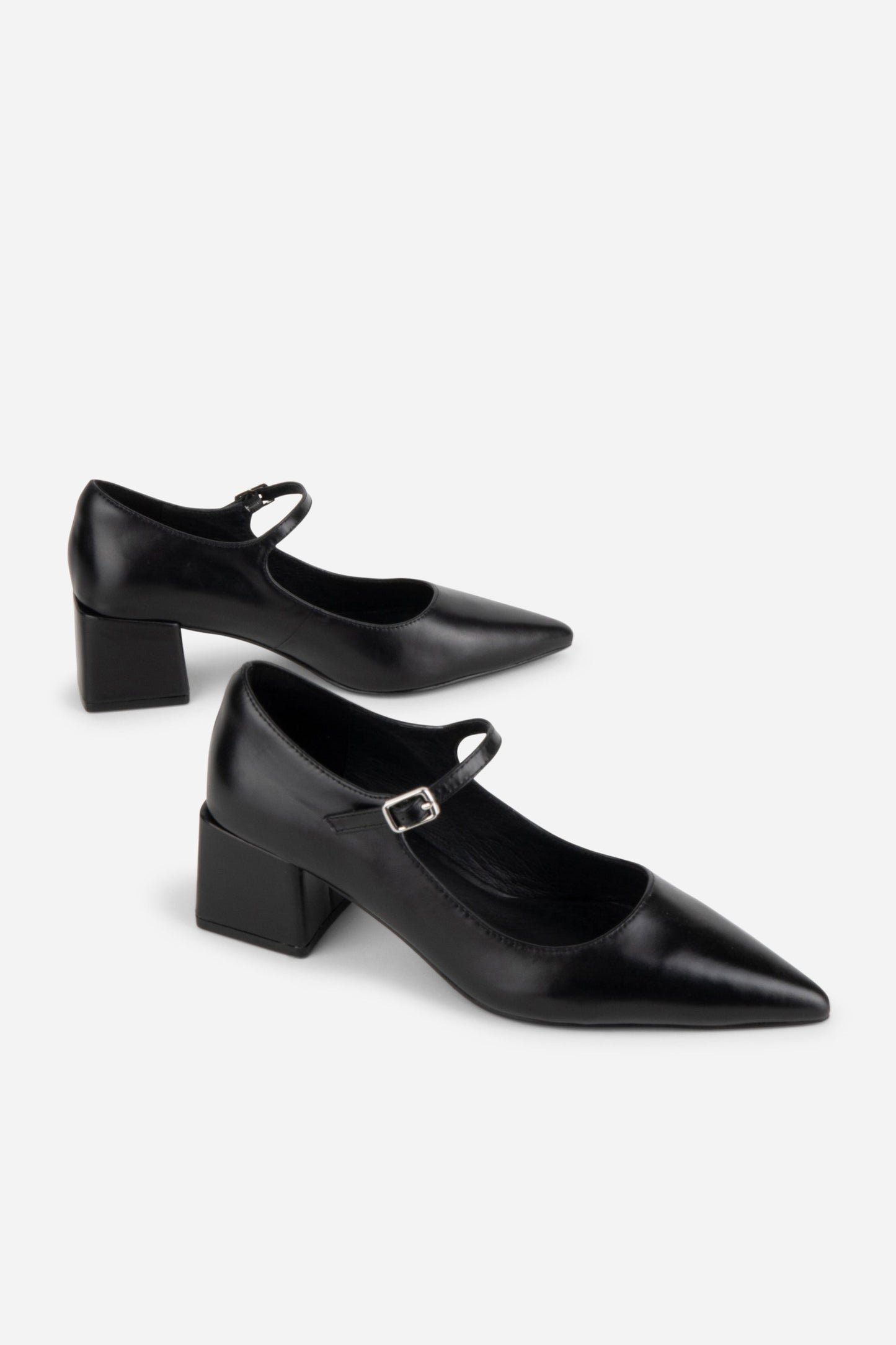 Intentionally Blank BOND LEATHER MARY JANE HEEL
