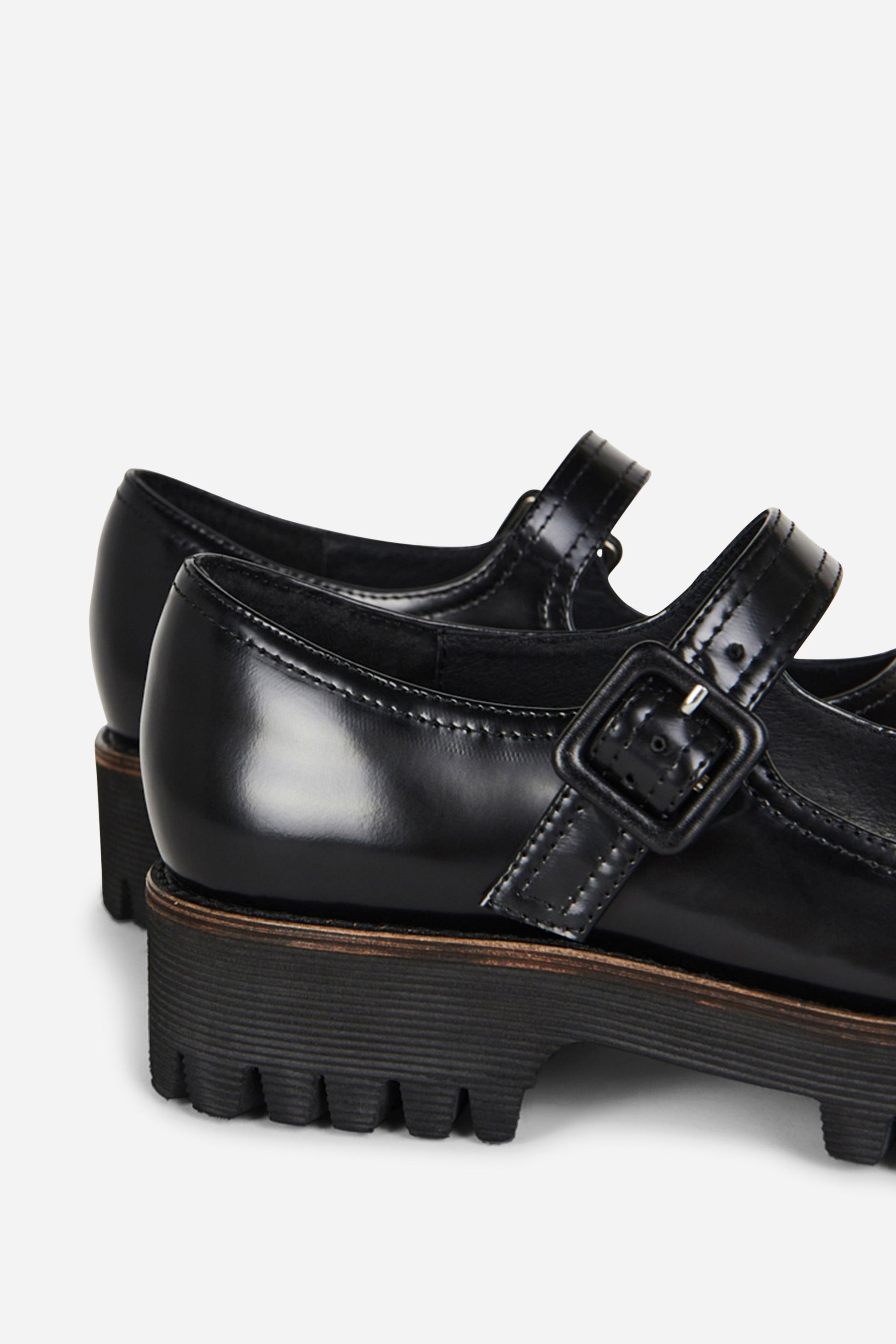 Intentionally Blank VERONICA BOX LEATHER LUG SOLE MARY JANE
