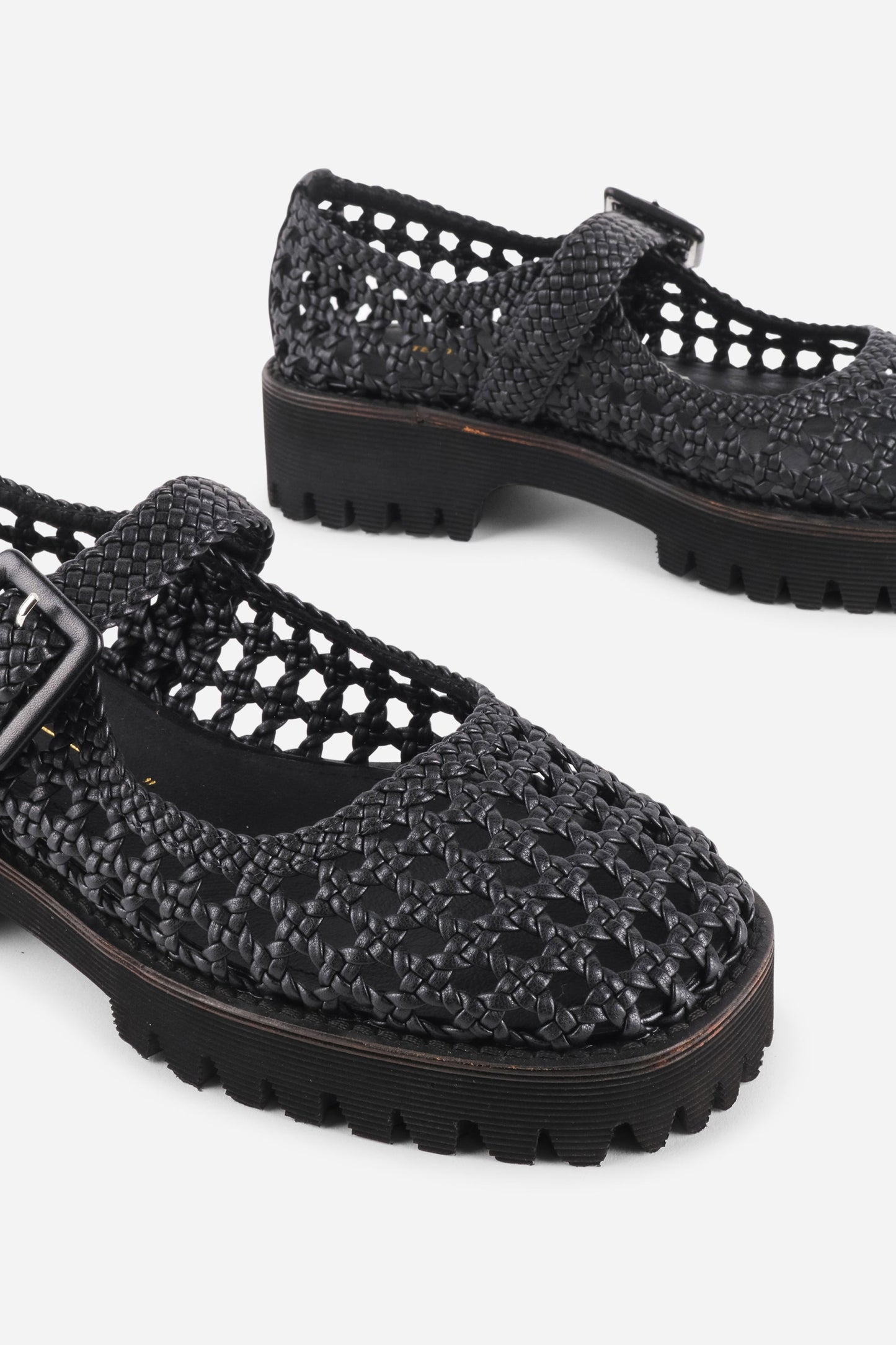 Intentionally Blank VERONIQUE WOVEN MARY JANE FLAT