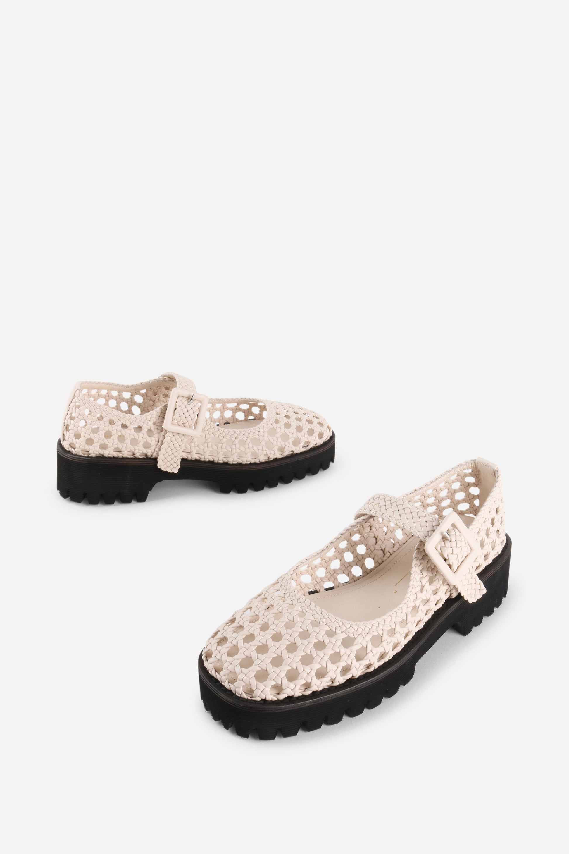 Intentionally Blank VERONIQUE WOVEN MARY JANE FLAT