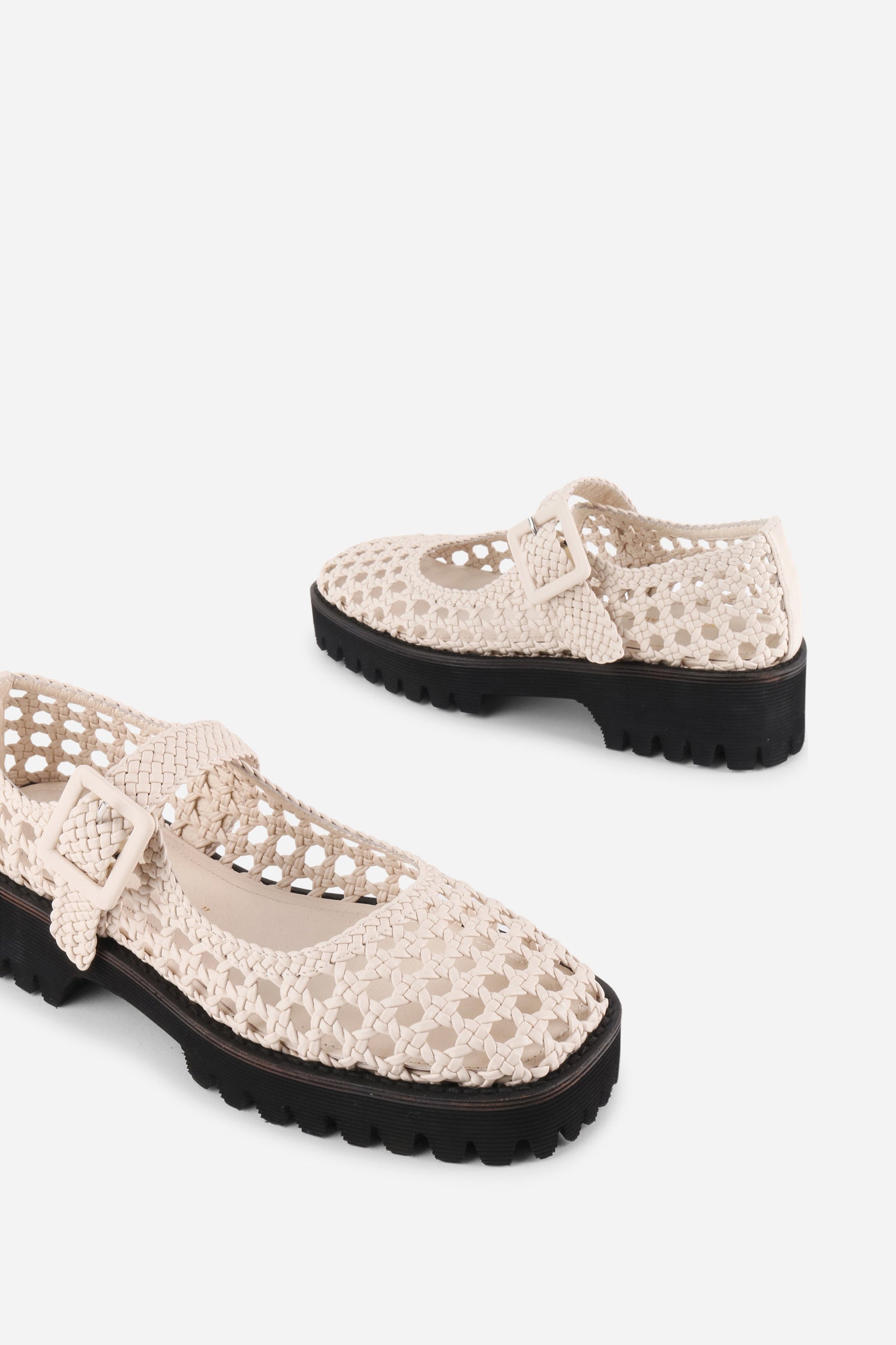 Intentionally Blank VERONIQUE WOVEN MARY JANE FLAT