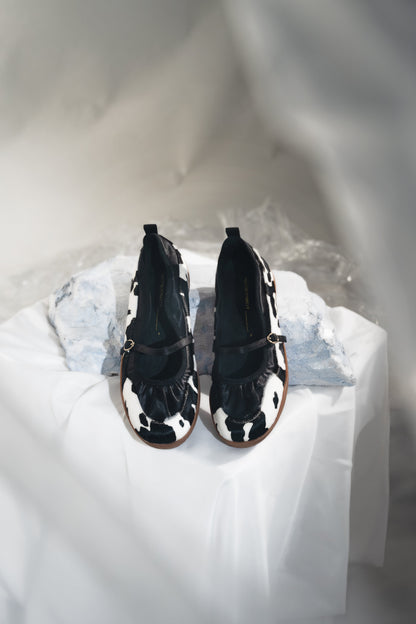 Intentionally Blank PULSE CALF HAIR MARY JANE BALLET SNEAKER