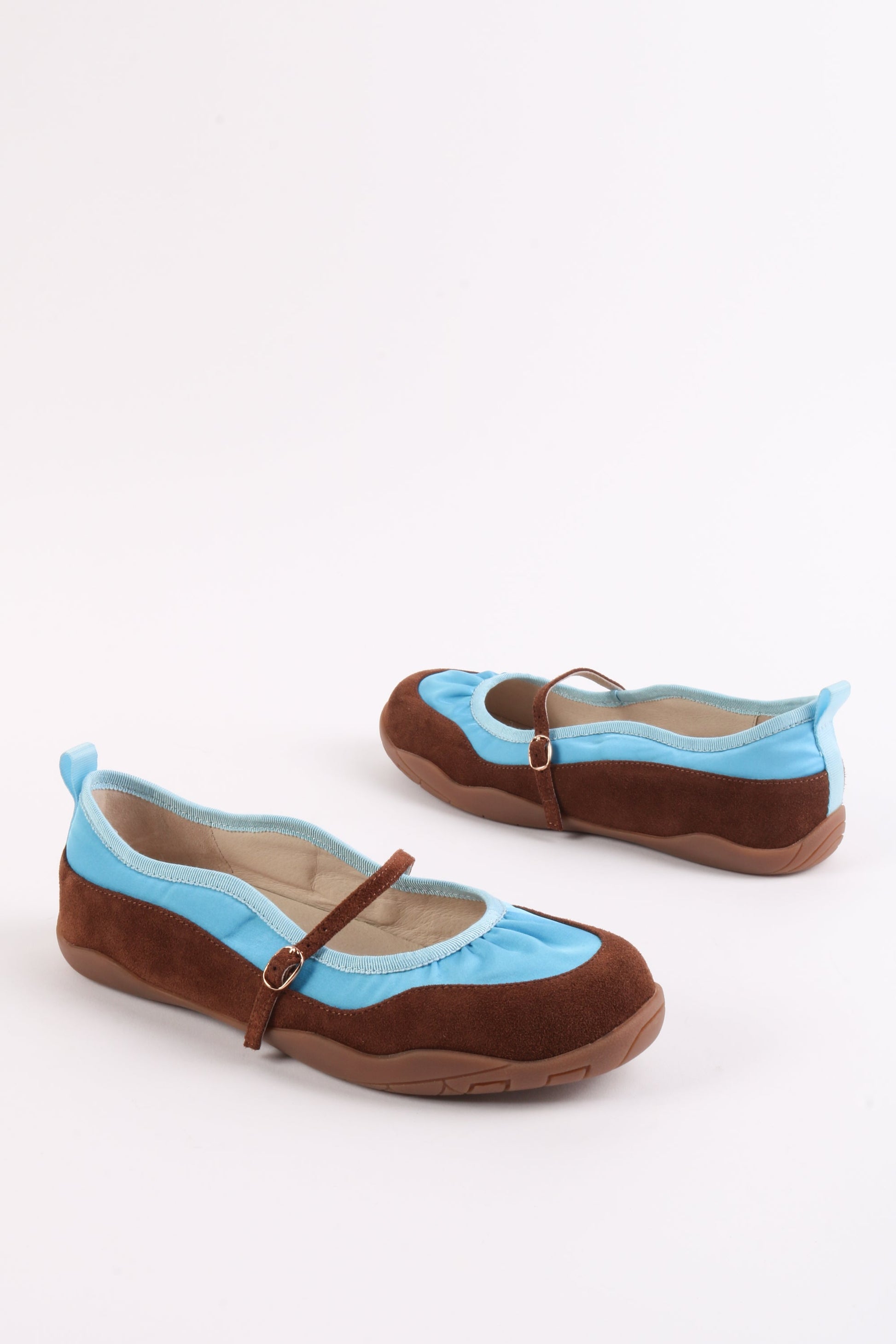 Intentionally Blank PULSE SUEDE MARY JANE BALLET SNEAKER