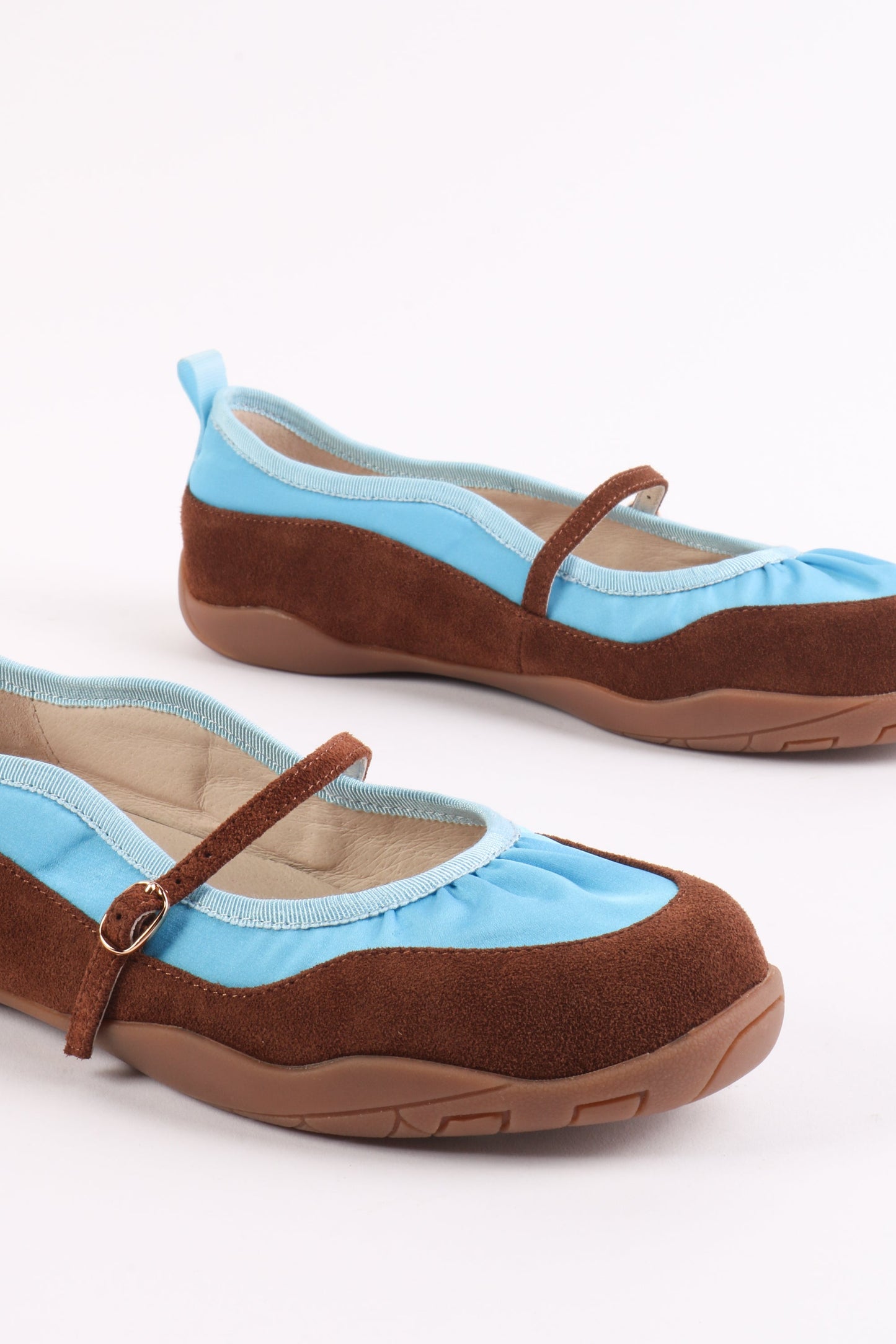 Intentionally Blank PULSE SUEDE MARY JANE BALLET SNEAKER