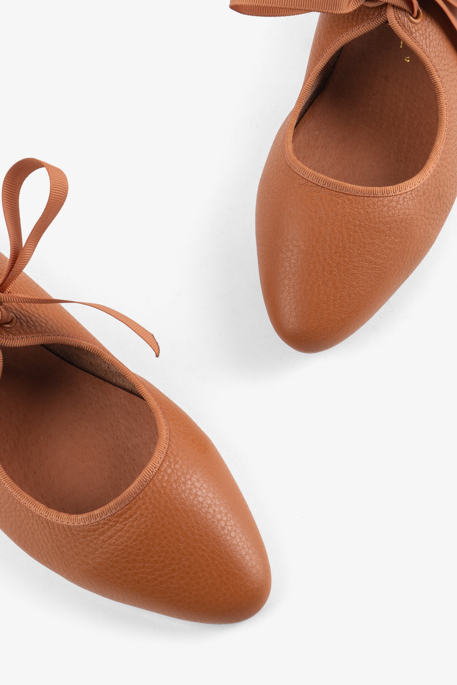 Intentionally Blank VALLEY BLACK SOLE BALLET FLAT