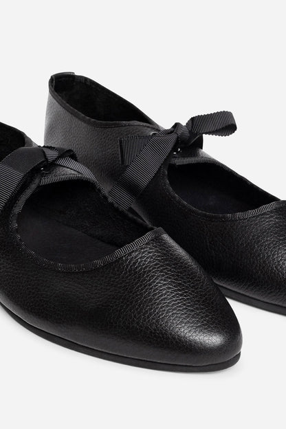 Intentionally Blank VALLEY BLACK SOLE BALLET FLAT