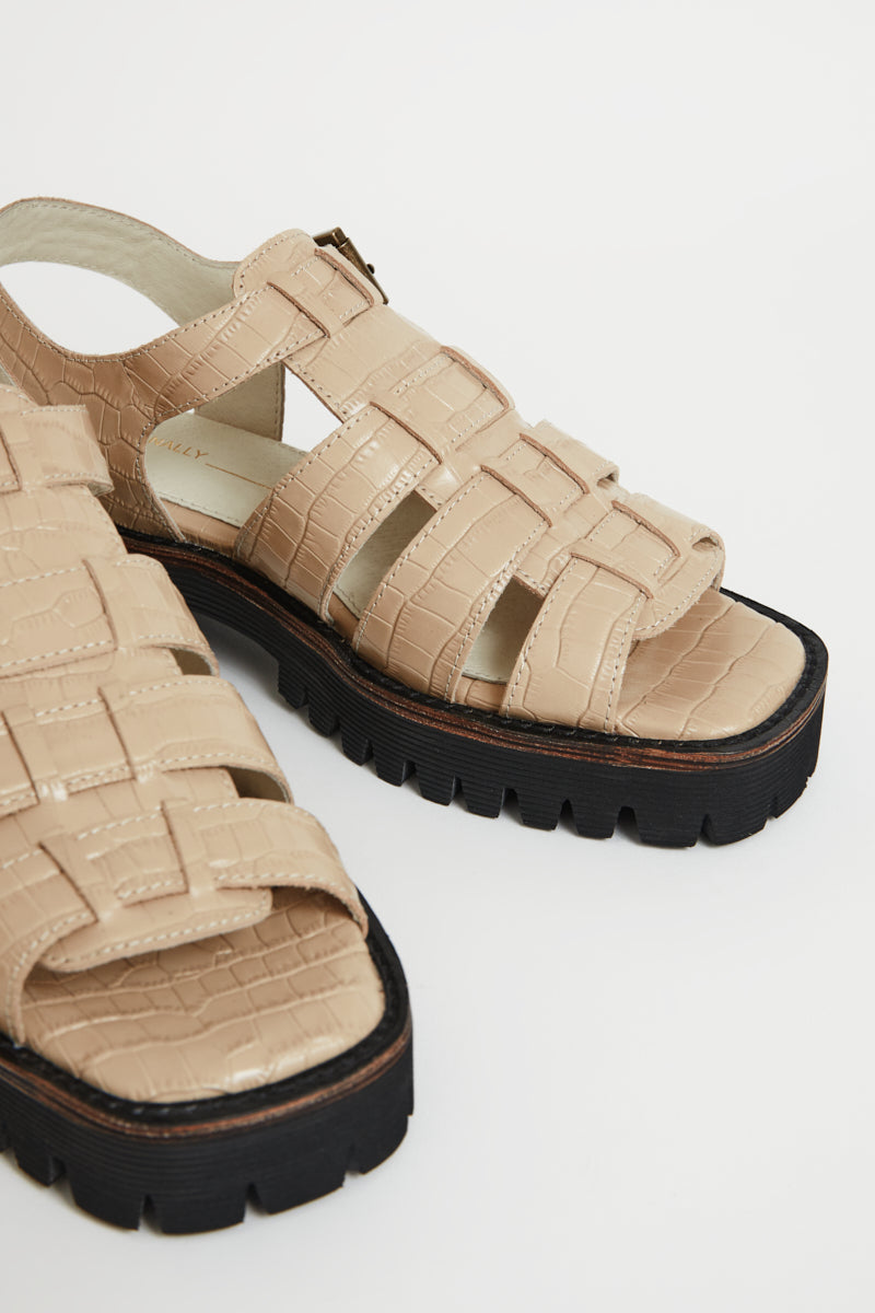 Intentionally Blank HADDIE DAD SANDAL