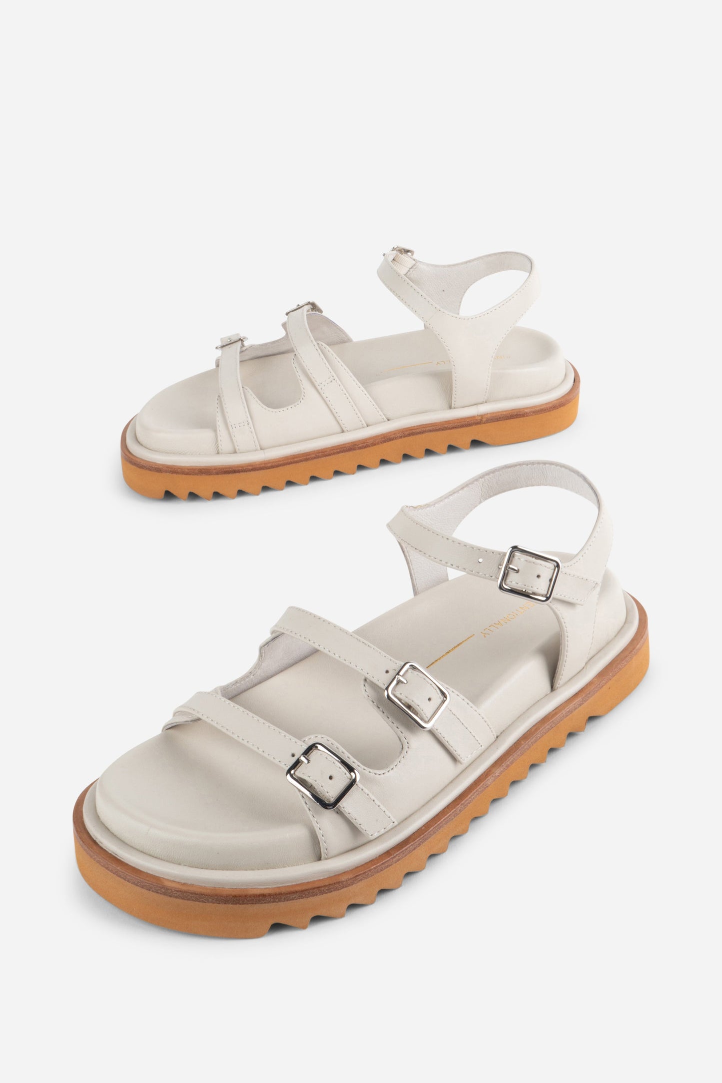 Intentionally Blank RICOYA LEATHER SANDAL