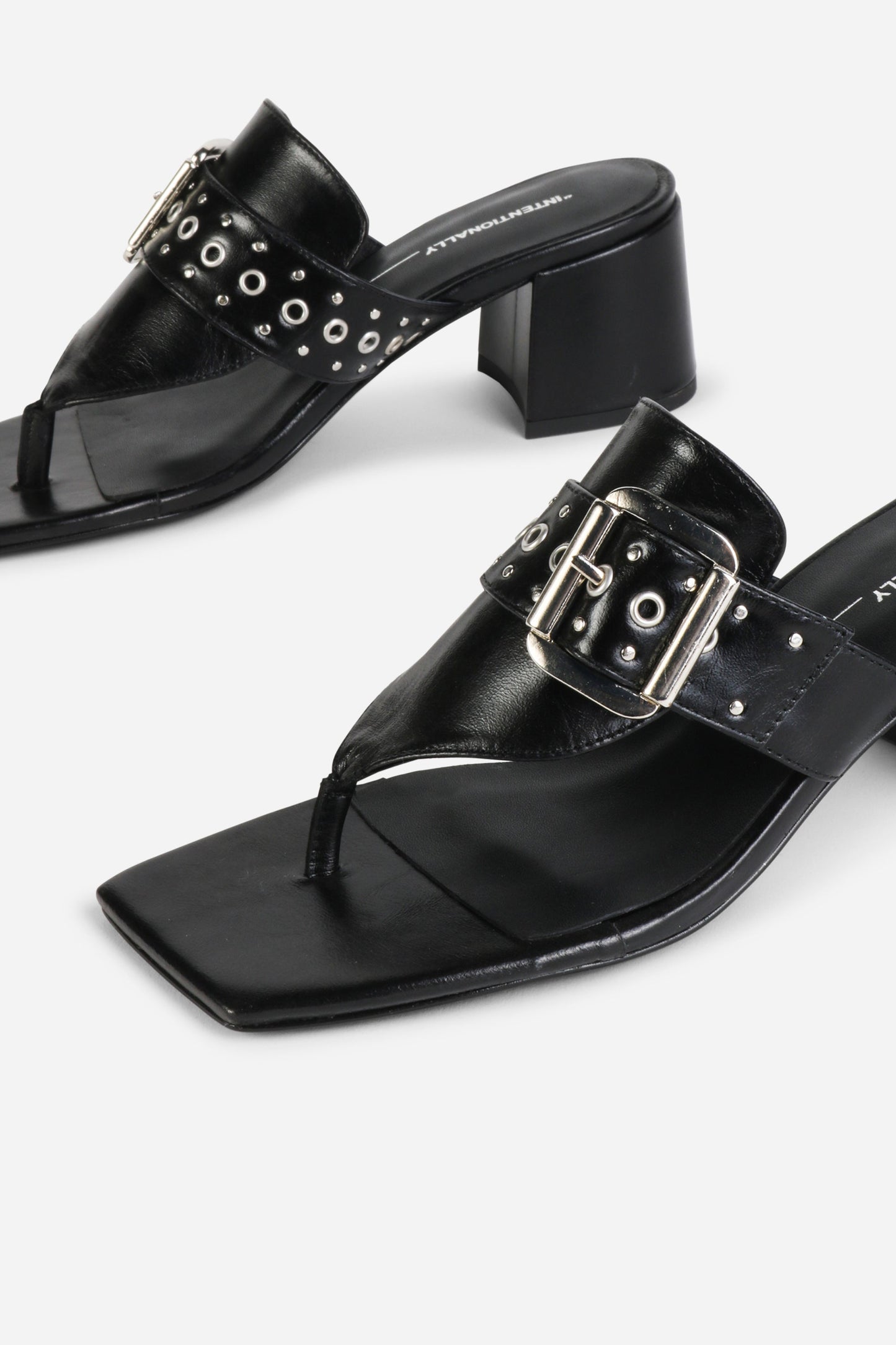 Intentionally Blank WYNONA THONG MULE HEEL