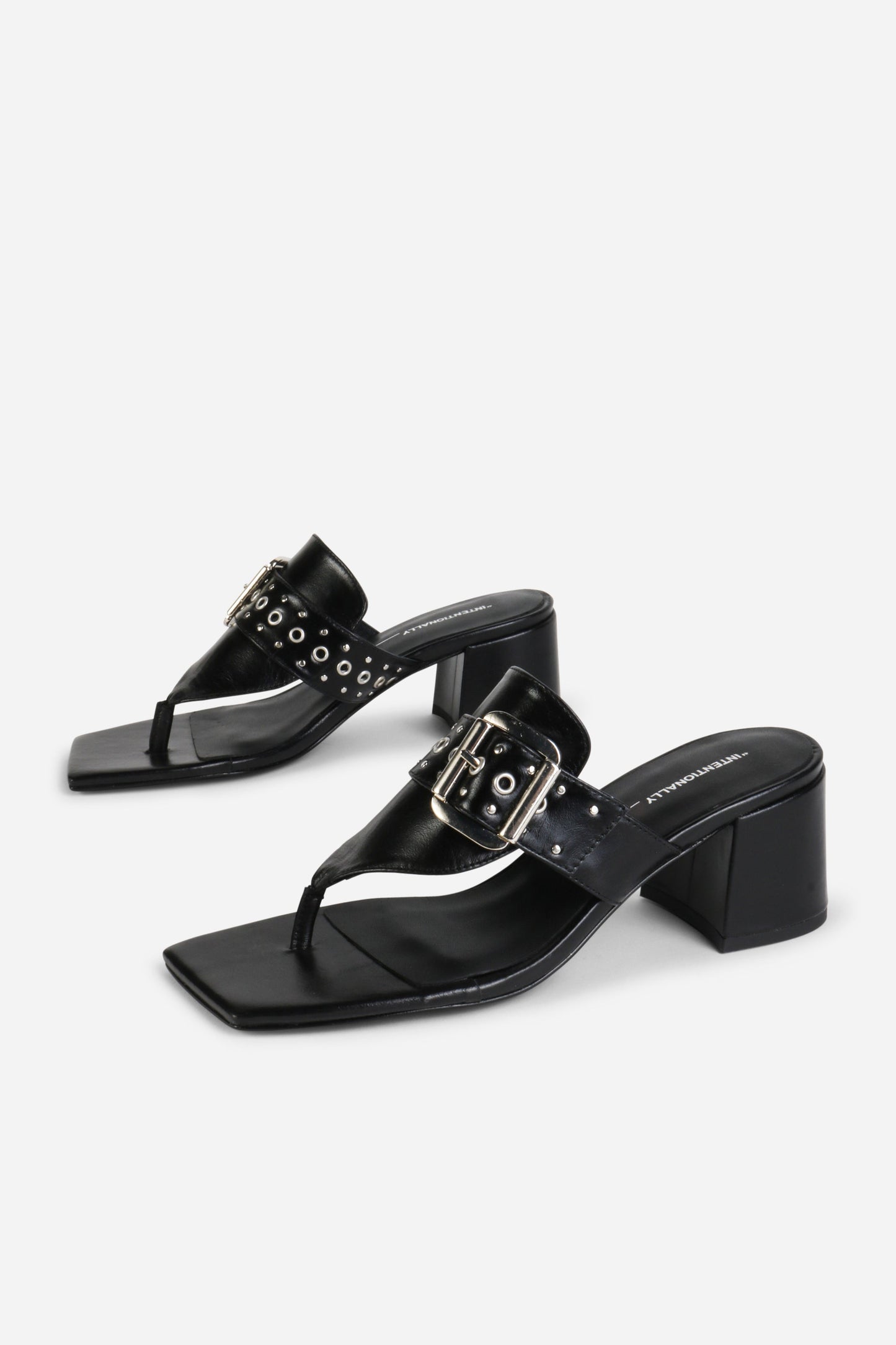 BLACK,35