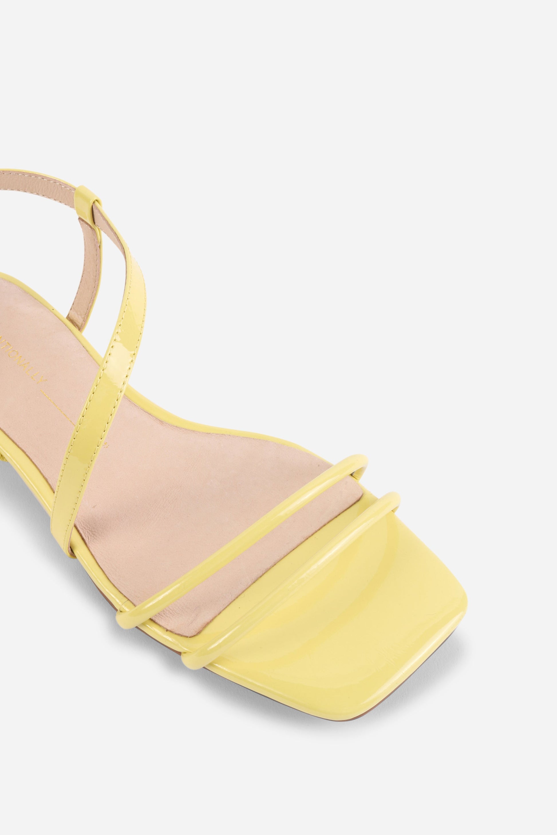 Intentionally Blank NONFICTION FLAT SANDAL