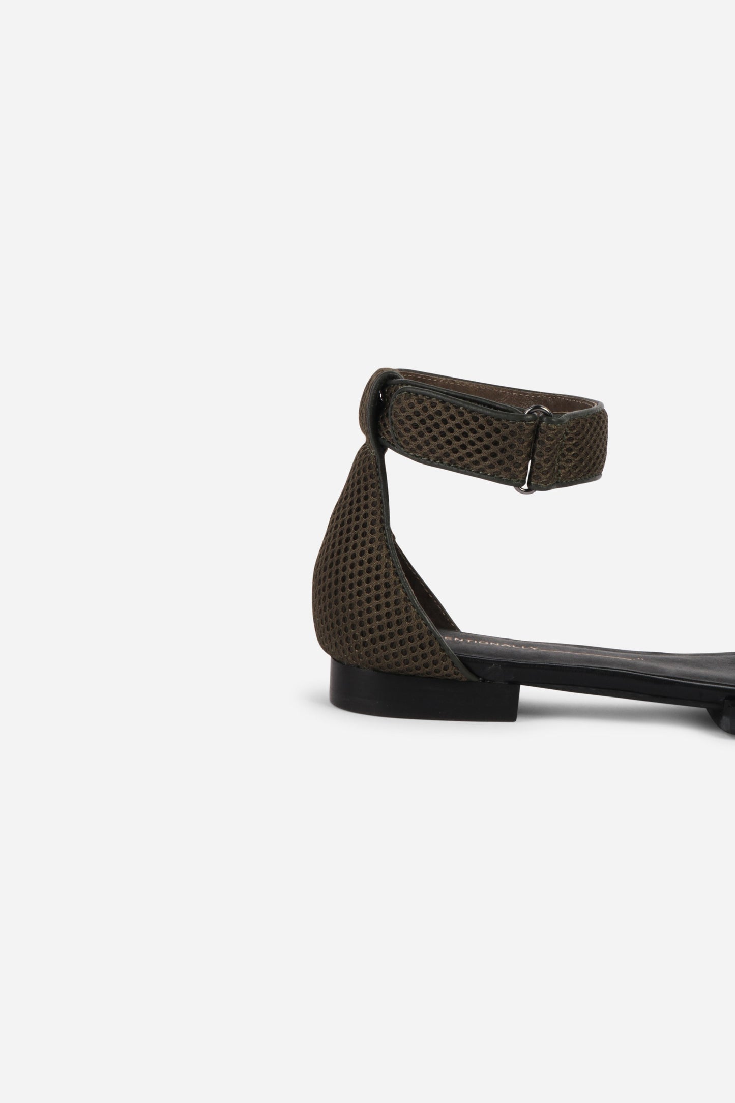Intentionally Blank POTZ MESH FLAT SANDAL