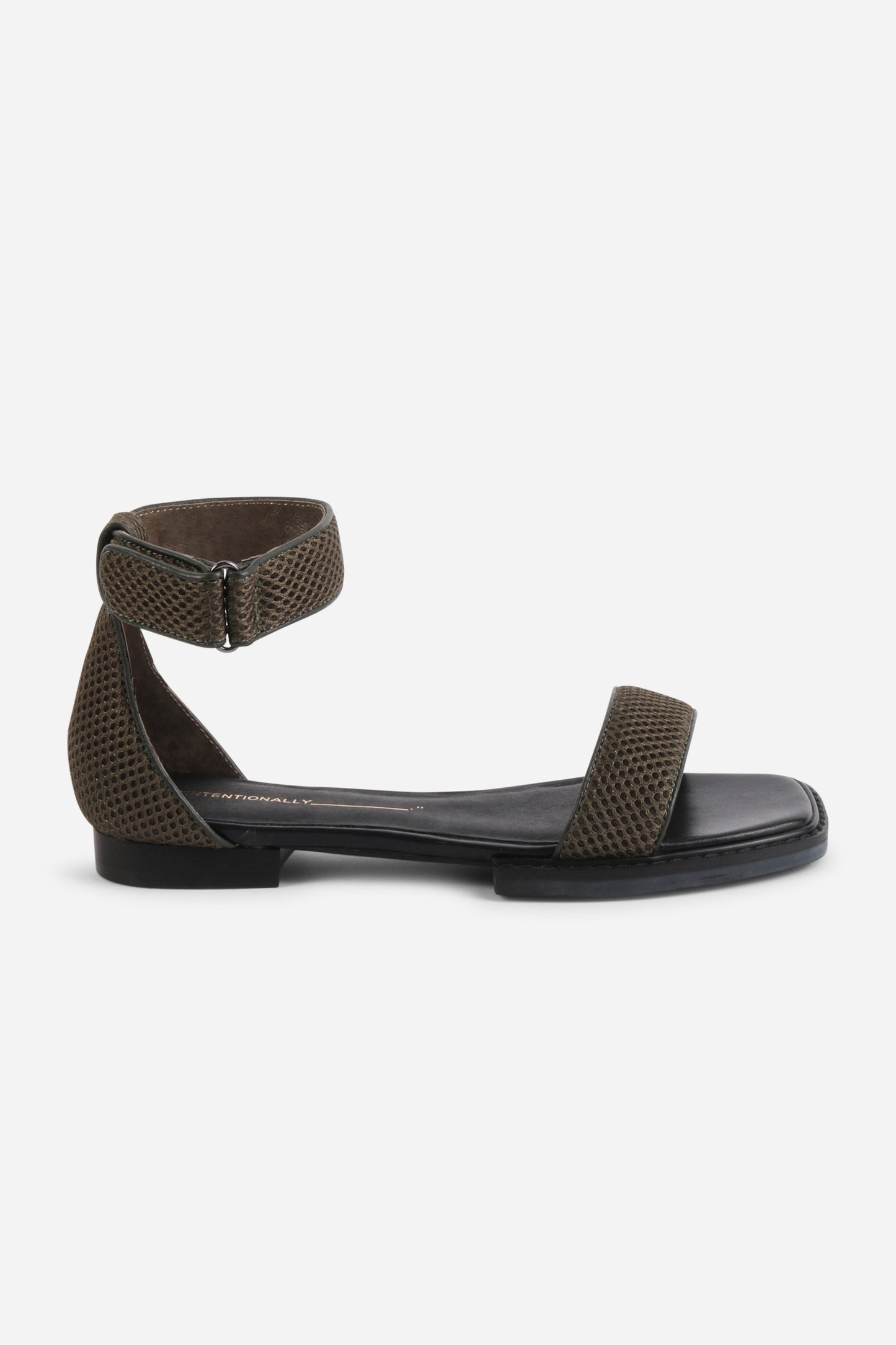 Intentionally Blank POTZ MESH FLAT SANDAL