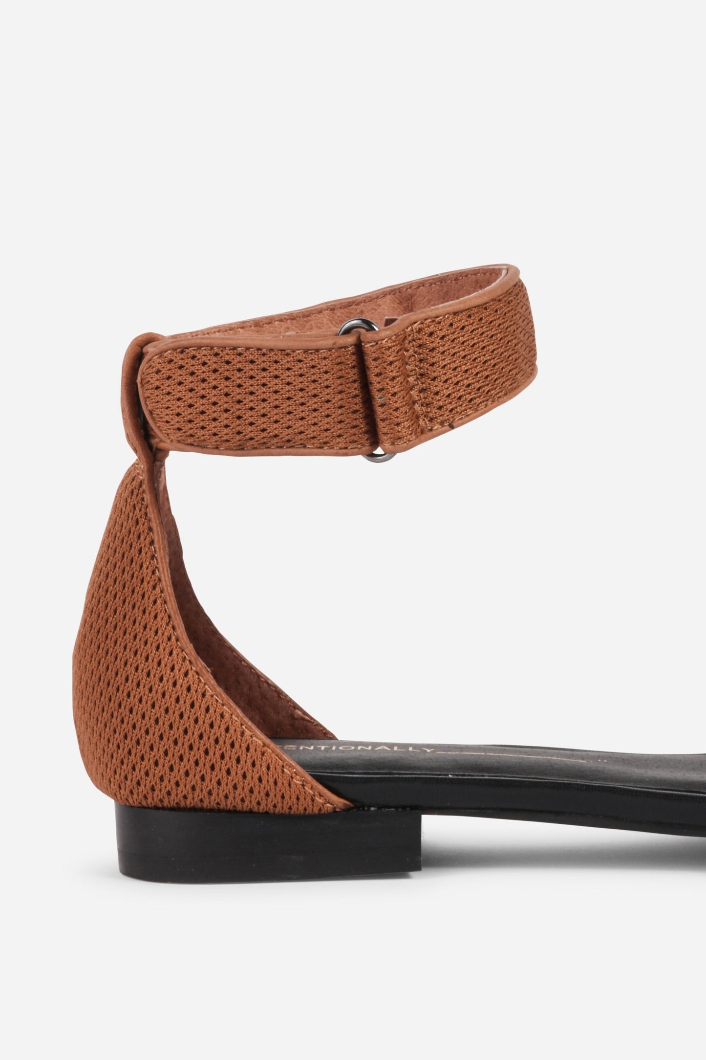 Intentionally Blank POTZ MESH FLAT SANDAL