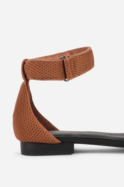 Intentionally Blank POTZ MESH FLAT SANDAL