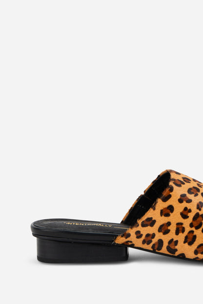 Intentionally Blank TOUCH COWHIDE SLIP ON