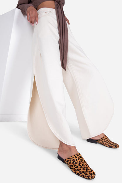 Intentionally Blank TOUCH COWHIDE SLIP ON