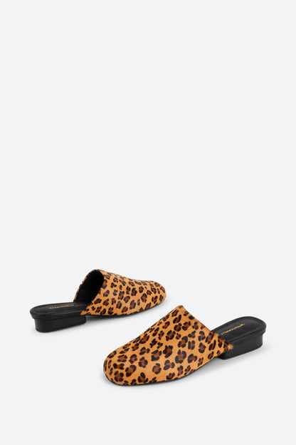 Intentionally Blank TOUCH COWHIDE SLIP ON