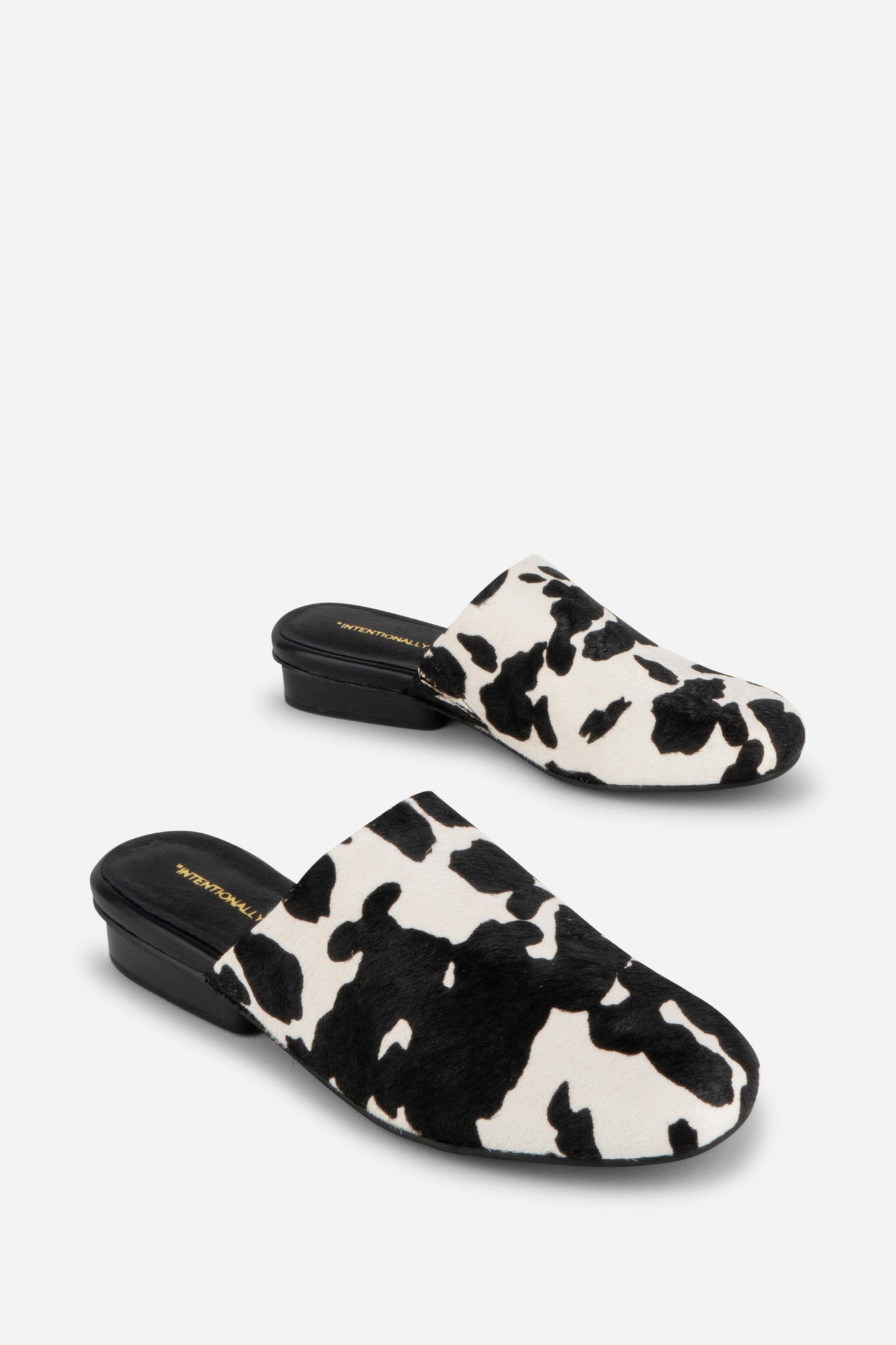 BLACK MOO,5