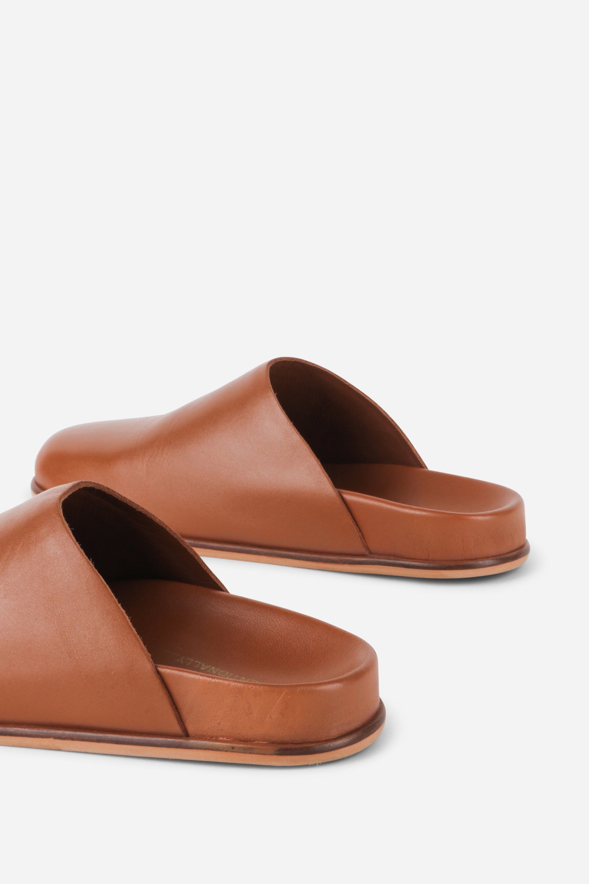 Intentionally Blank AGATHA LEATHER SLIP ON MULE