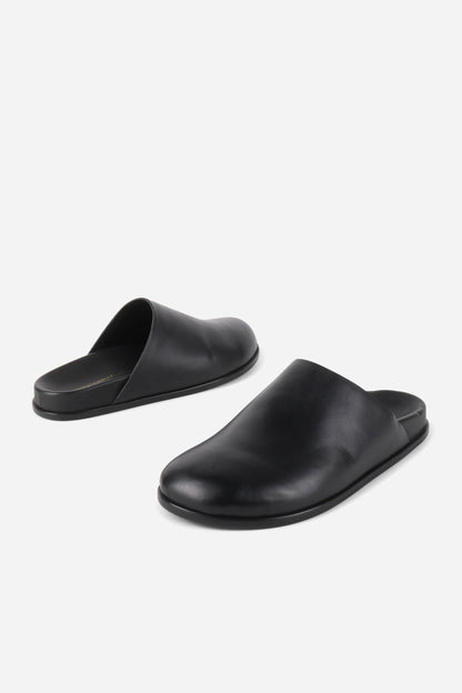 Intentionally Blank AGATHA LEATHER SLIP ON MULE