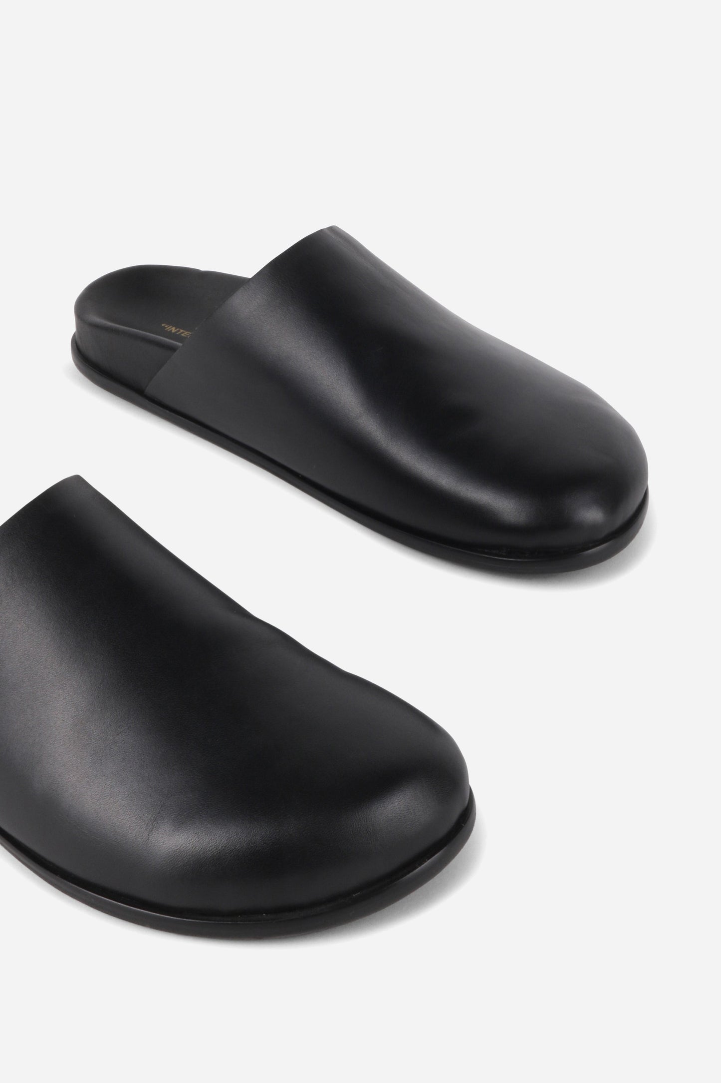 Intentionally Blank AGATHA LEATHER SLIP ON MULE