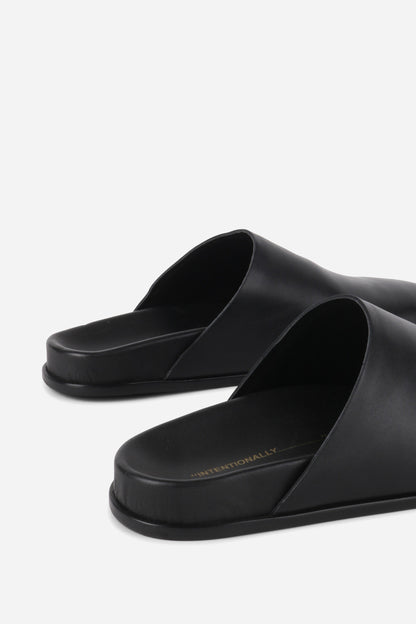 Intentionally Blank AGATHA LEATHER SLIP ON MULE