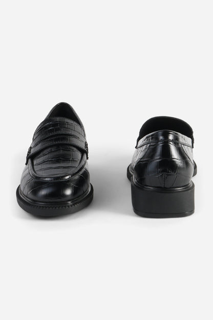 Intentionally Blank MARBLEHEAD PENNY LOAFER