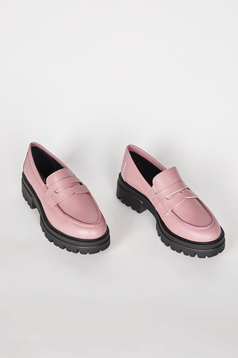 Intentionally Blank TRIO LUG SOLE OXFORD