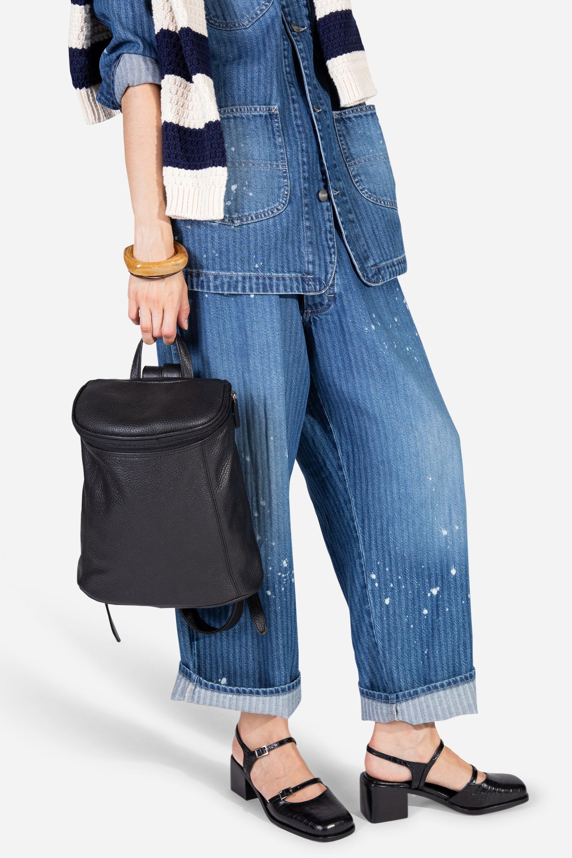 Intentionally Blank OREGON LEATHER BACKPACK