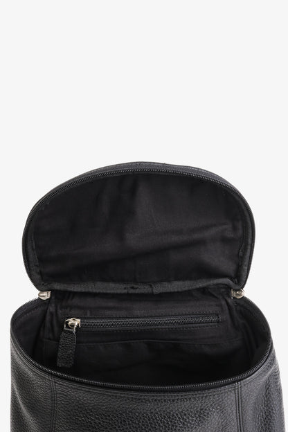 Intentionally Blank OREGON LEATHER BACKPACK