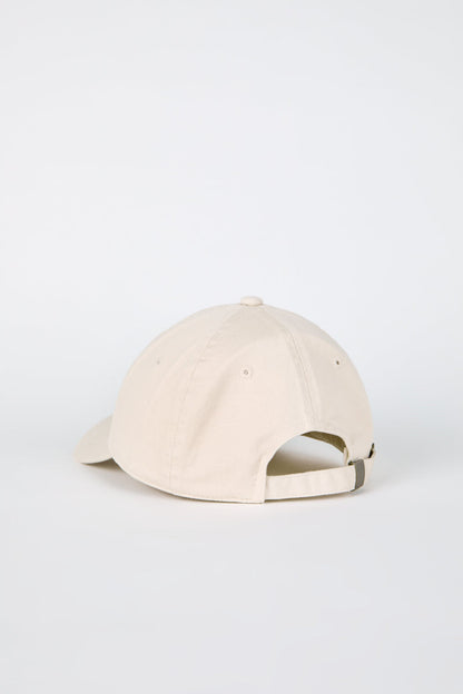 Intentionally Blank FUTURE EXPAT DAD CAP