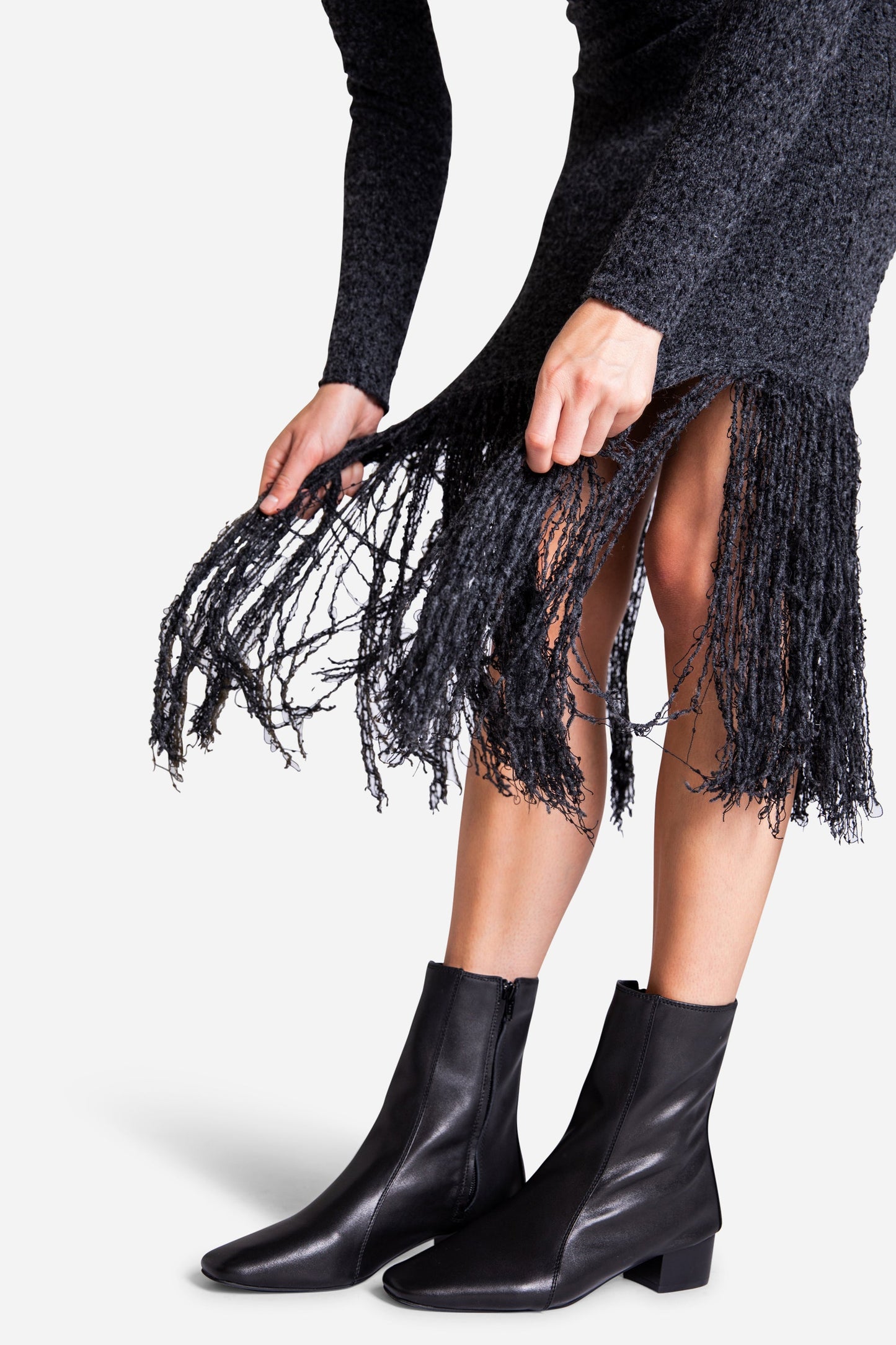 BLACK,5
