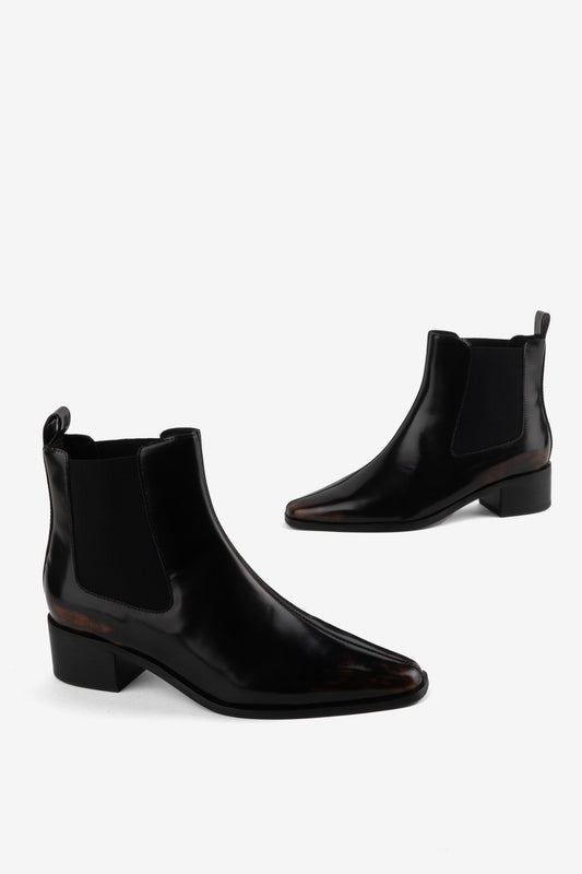 Intentionally Blank RATIO CHELSEA BOOT