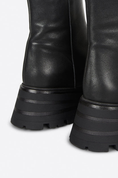 Intentionally Blank LARRY LUG SOLE BOOT