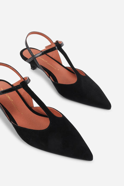 Intentionally Blank BBGIRL KITTEN HEEL PUMP