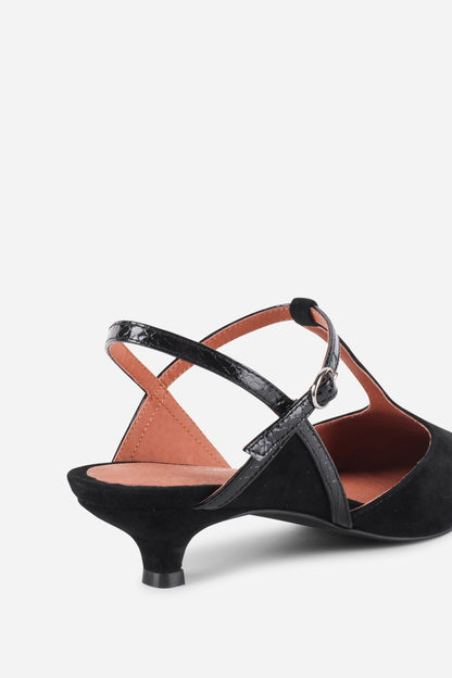 Intentionally Blank BBGIRL KITTEN HEEL PUMP