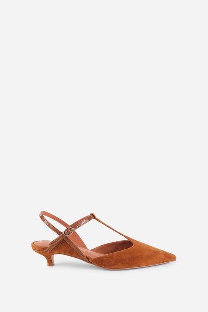 Intentionally Blank BBGIRL KITTEN HEEL PUMP