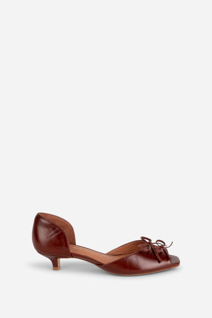 Intentionally Blank CAROL PEEP TOE KITTEN HEEL