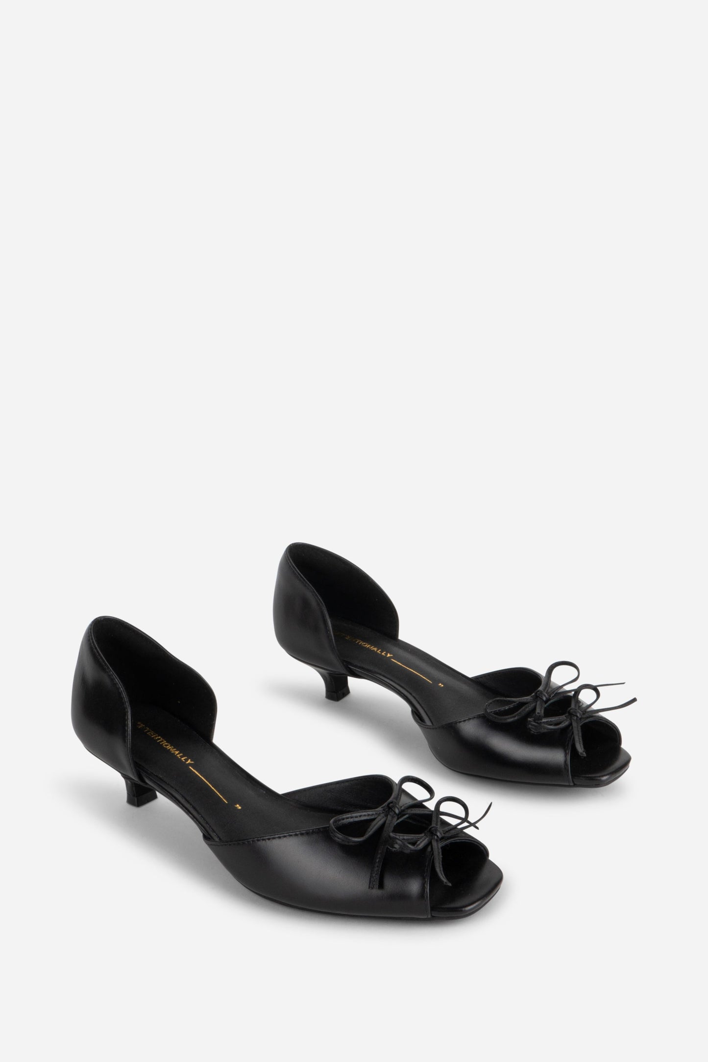 BLACK,5
