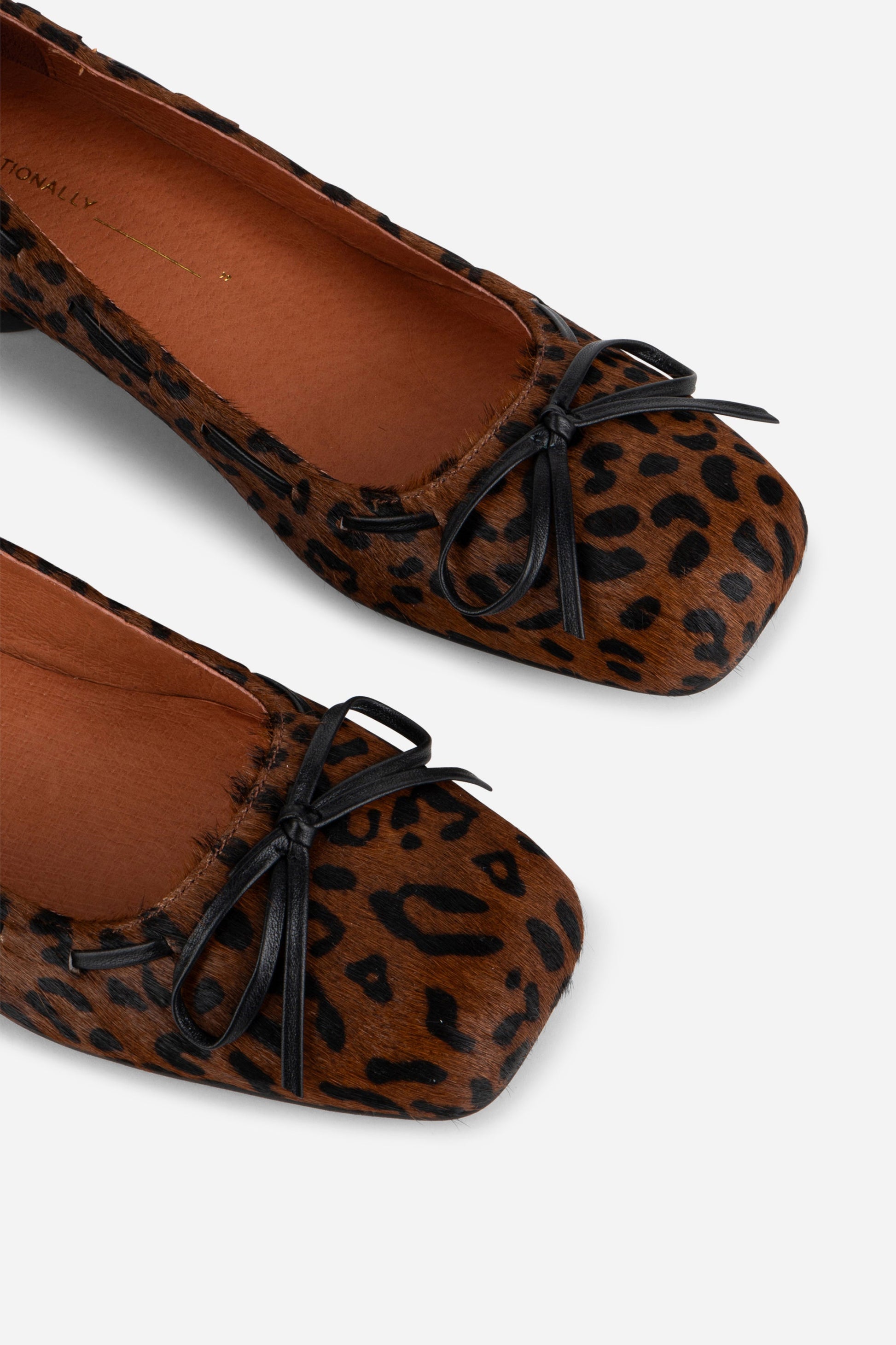 Intentionally Blank SIA CALF HAIR FLAT