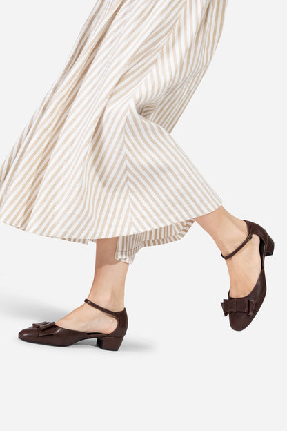 Intentionally Blank ACCORD MARY JANE HEEL