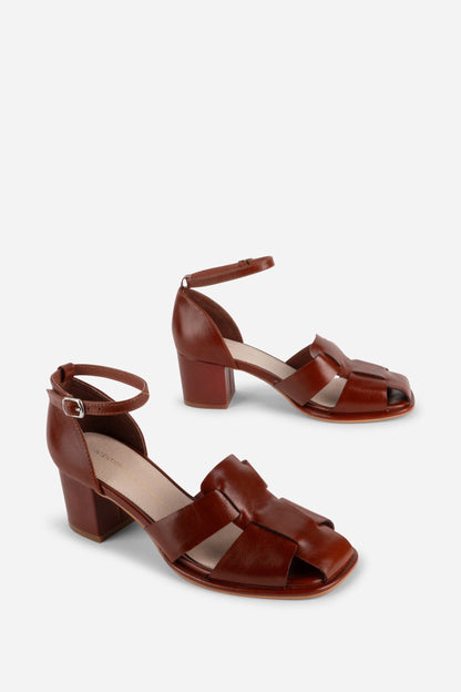 Intentionally Blank APRIL OILED LEATHER FISHERMAN HEEL