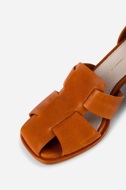Intentionally Blank APRIL LEATHER FISHERMAN HEEL
